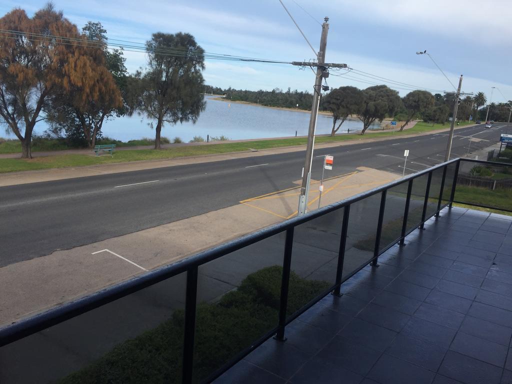 Heyfield Motel And Apartments Lakes Entrance Exterior foto