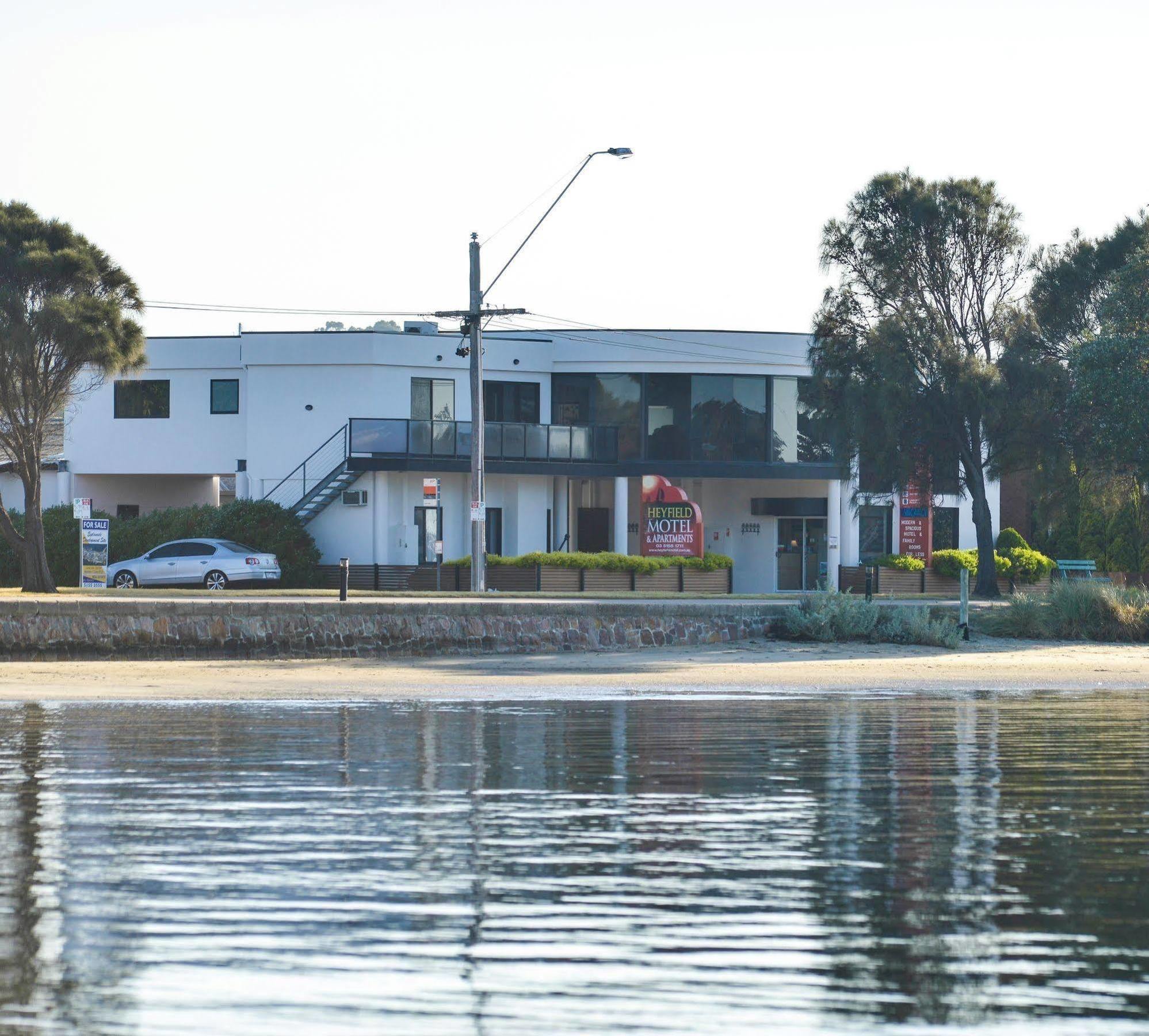Heyfield Motel And Apartments Lakes Entrance Exterior foto